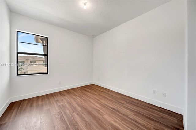 1427 SW 23rd St, Fort Lauderdale, FL 33315