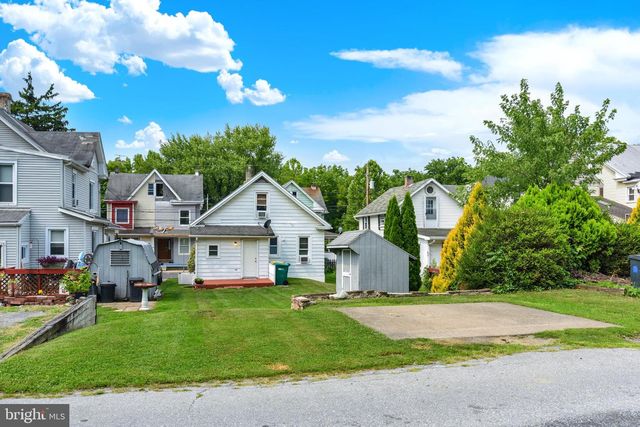 1531 3RD ST, Enola, PA 17025