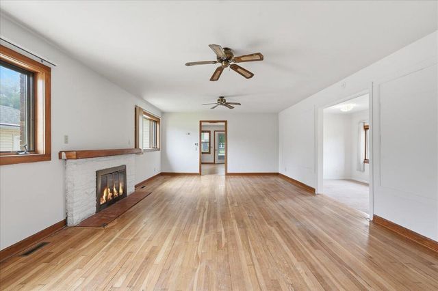 5140 Irish Lane, Fitchburg, WI 53711