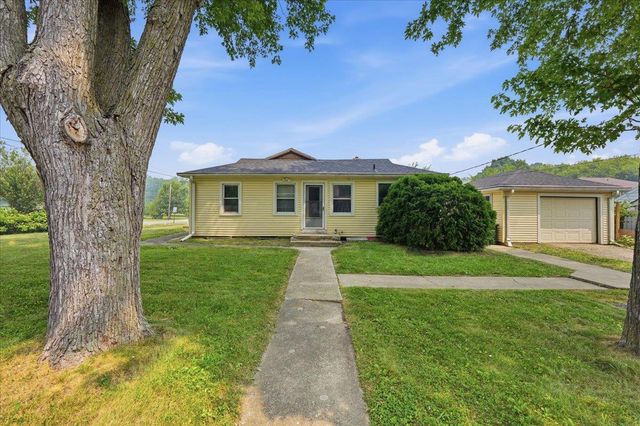 5140 Irish Lane, Fitchburg, WI 53711