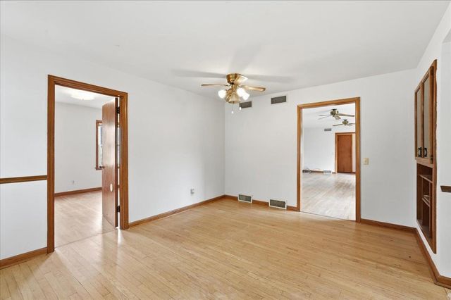5140 Irish Lane, Fitchburg, WI 53711