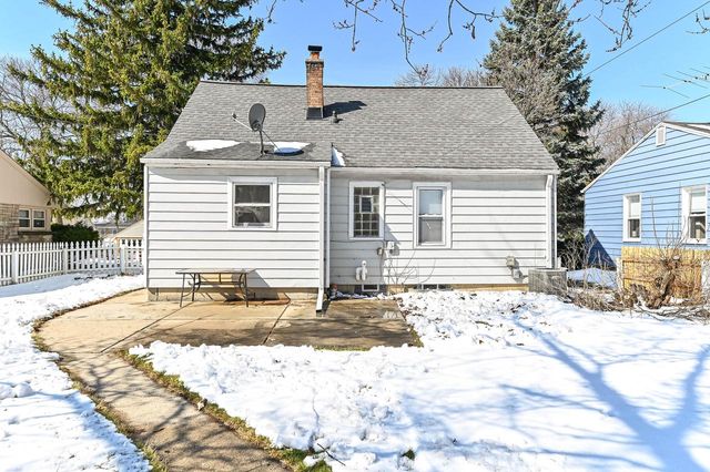 2770 N 86th STREET, Milwaukee, WI 53222