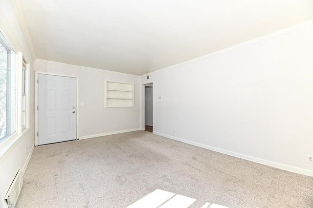 2770 N 86th STREET, Milwaukee, WI 53222