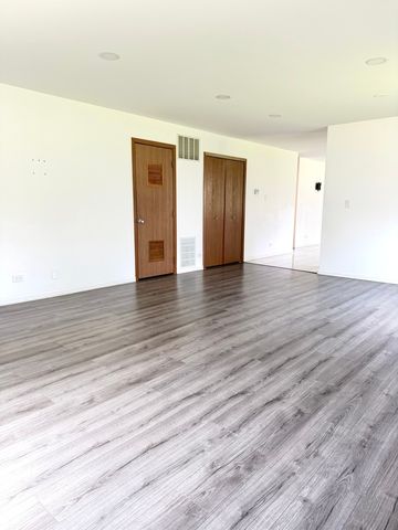 311 Dawn Court 1, Bloomingdale, IL 60108