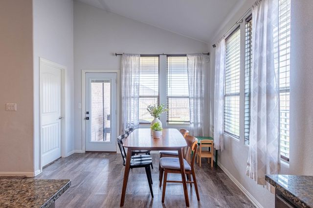 2321 Scenic Rd, Midland, TX 79705