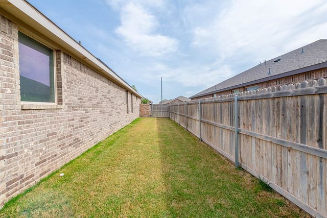 2321 Scenic Rd, Midland, TX 79705