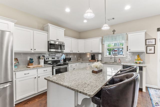 104 Catskill Lane, Bonaire, GA 31005