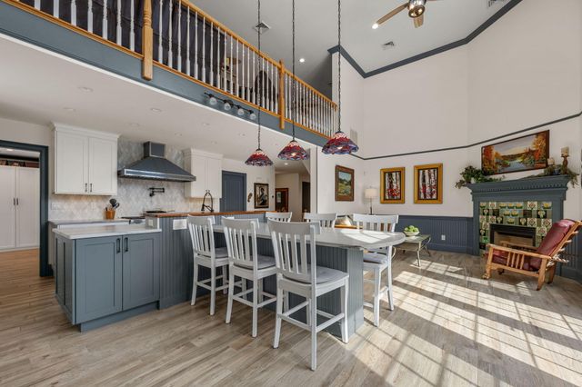 9 Horseshoe Bend Way, Mashpee, MA 02649