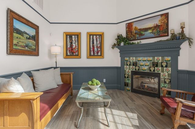 9 Horseshoe Bend Way, Mashpee, MA 02649