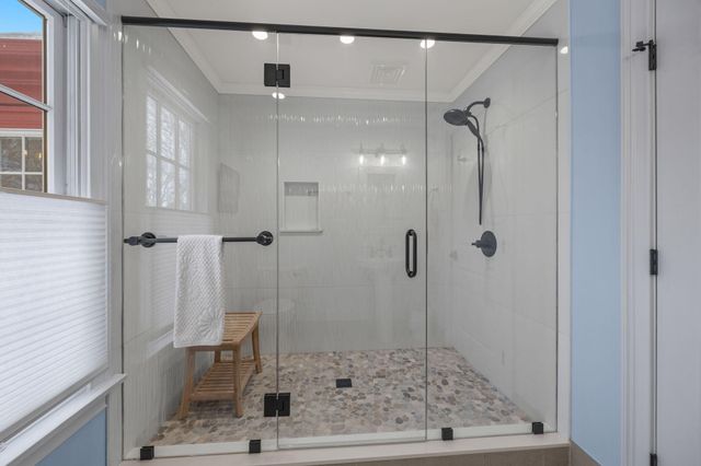 9 Horseshoe Bend Way, Mashpee, MA 02649