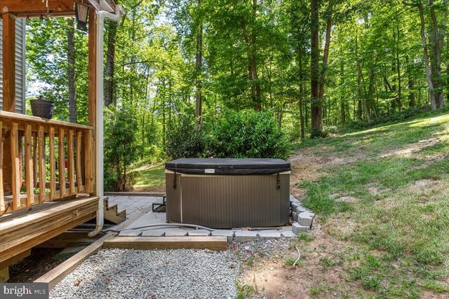 5400 FREE STATE RD, Marshall, VA 20115