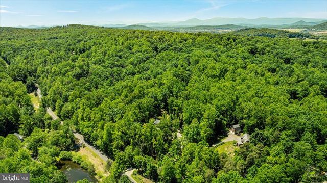 5400 FREE STATE RD, Marshall, VA 20115