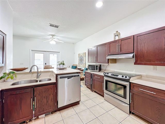 4729 SPINDLETREE LANE, Orlando, FL 32829