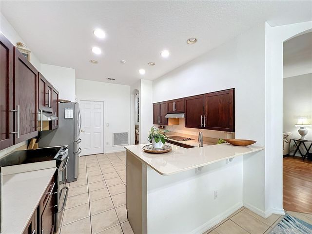 4729 SPINDLETREE LANE, Orlando, FL 32829