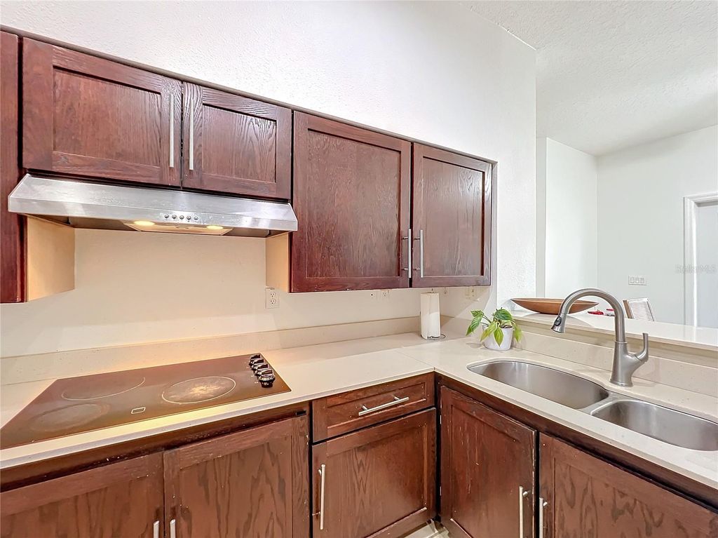 Image 26 of property listing at 4729 SPINDLETREE LANE, Orlando, FL 32829