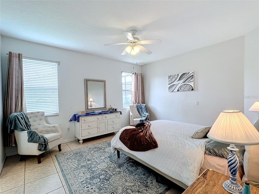 Image 52 of property listing at 4729 SPINDLETREE LANE, Orlando, FL 32829