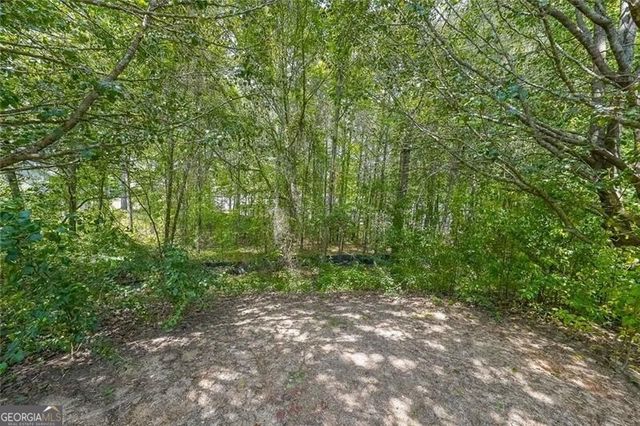 1528 Rogers Crossing Drive, Lithonia, GA 30058