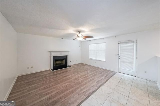 1528 Rogers Crossing Drive, Lithonia, GA 30058