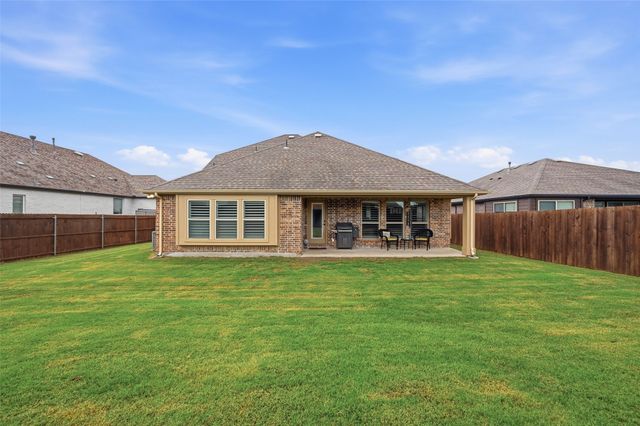 908 Edinburgh Drive, Anna, TX 75409