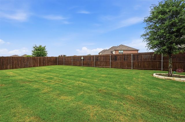 908 Edinburgh Drive, Anna, TX 75409