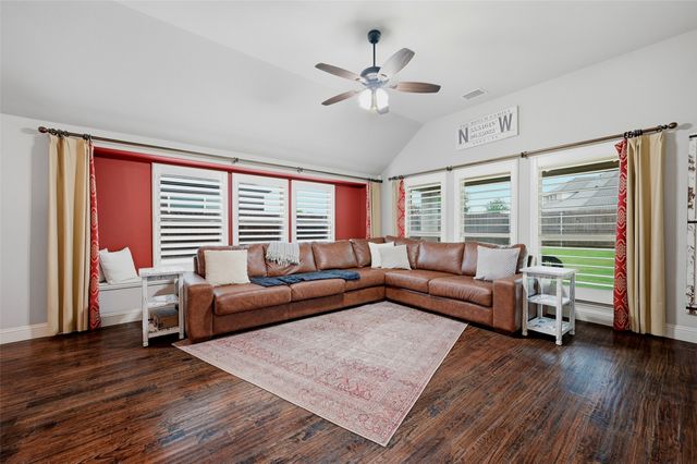 908 Edinburgh Drive, Anna, TX 75409