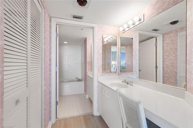 990 Cape Marco DR # 1102, Marco Island, FL 34145