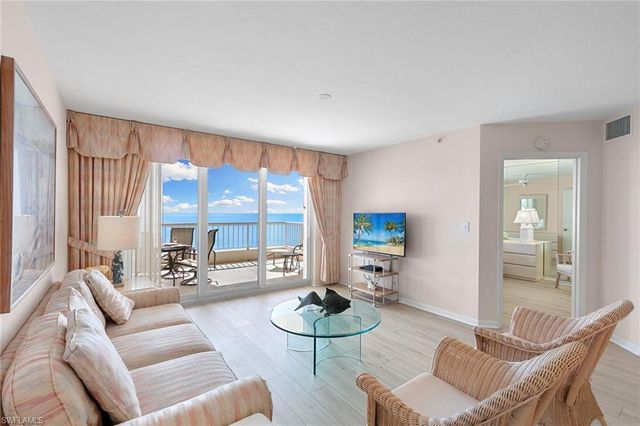 990 Cape Marco DR # 1102, Marco Island, FL 34145