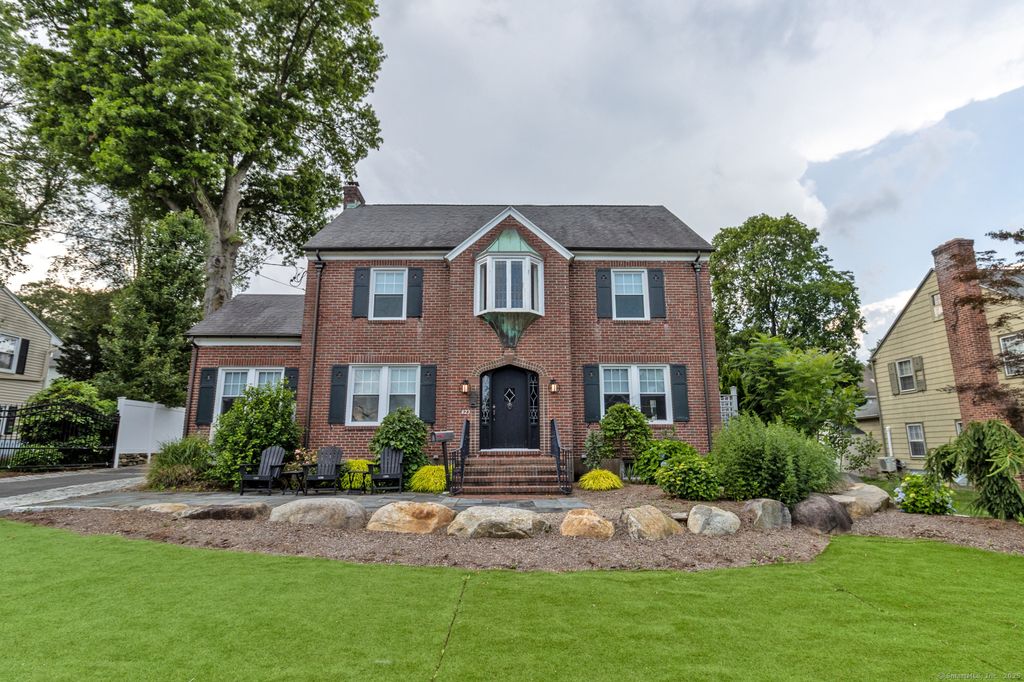 423 Ridge Road, Wethersfield, CT 06109