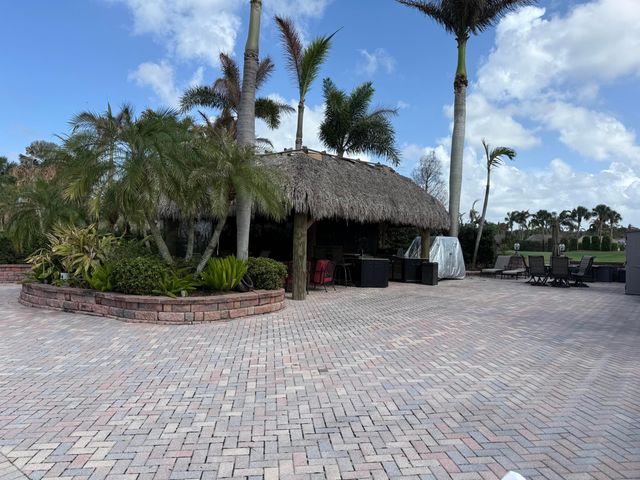 424 NW Chipshot Lane, Port St. Lucie, Port St Lucie, FL 34986