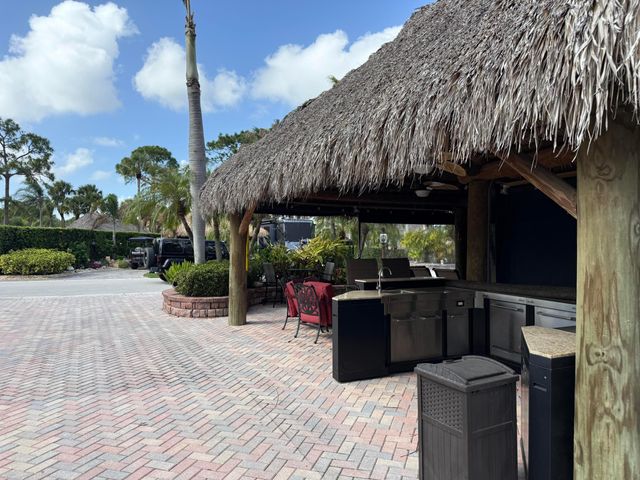 424 NW Chipshot Lane, Port St. Lucie, Port St Lucie, FL 34986