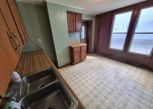 1022 3rd AVENUE, Eau Claire, WI 54703