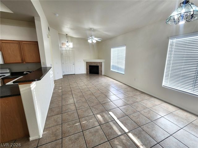 2305 West Horizon Ridge Parkway 2321, Henderson, NV 89052