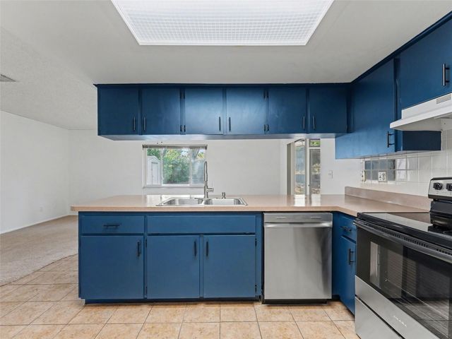 130 DAROCA AVENUE, Spring Hill, FL 34606