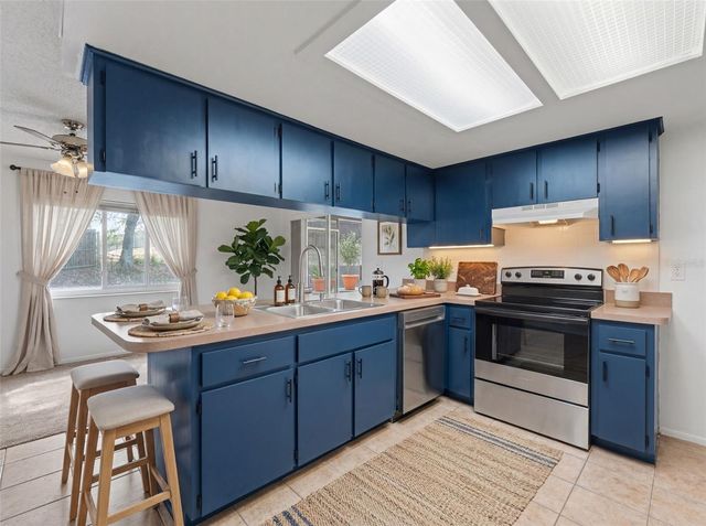 130 DAROCA AVENUE, Spring Hill, FL 34606