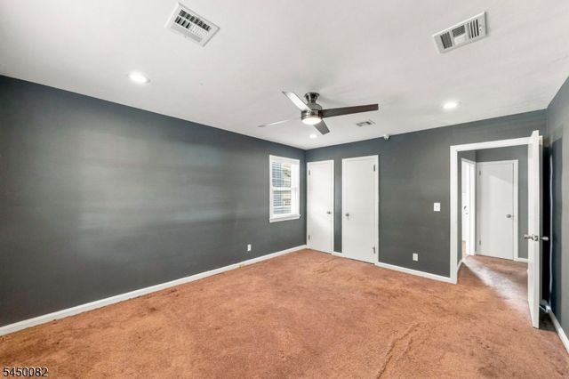 519 Livingston Rd, Linden City, NJ 07036