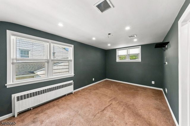 519 Livingston Rd, Linden City, NJ 07036