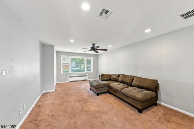 519 Livingston Rd, Linden City, NJ 07036