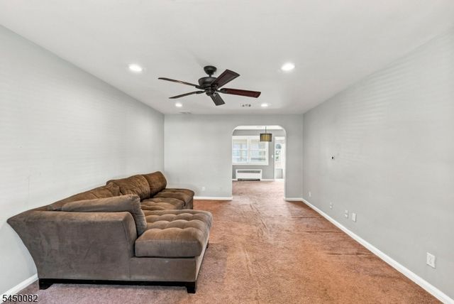 519 Livingston Rd, Linden City, NJ 07036