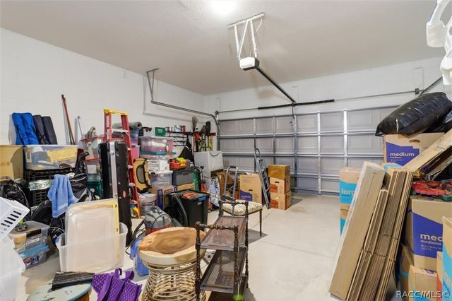 1896 W Riley Drive, Citrus Springs, FL 34434