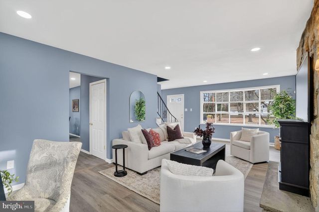 218 E SOMERDALE RD, Somerdale, NJ 08083