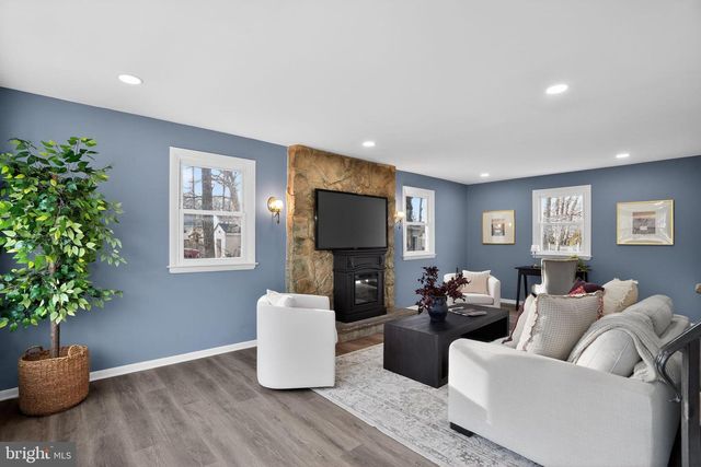 218 E SOMERDALE RD, Somerdale, NJ 08083