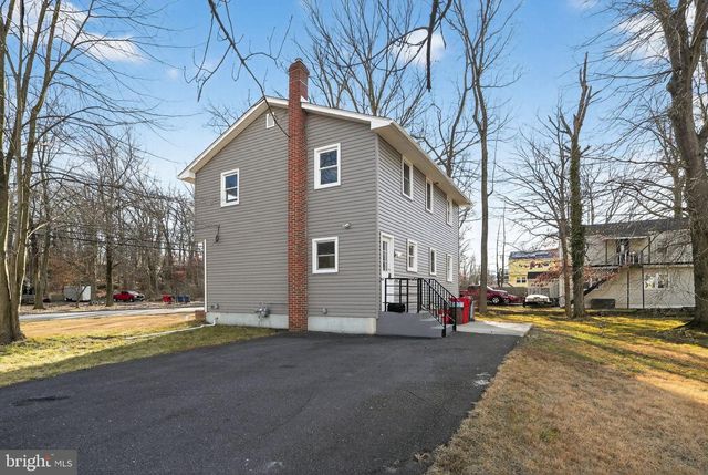 218 E SOMERDALE RD, Somerdale, NJ 08083