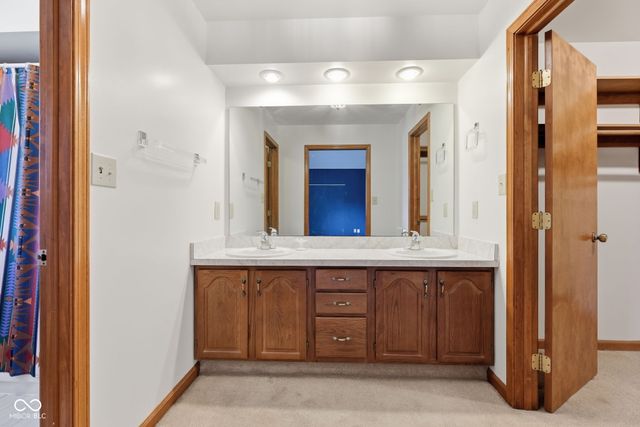 8051 Castle Cove Road, Indianapolis, IN 46256