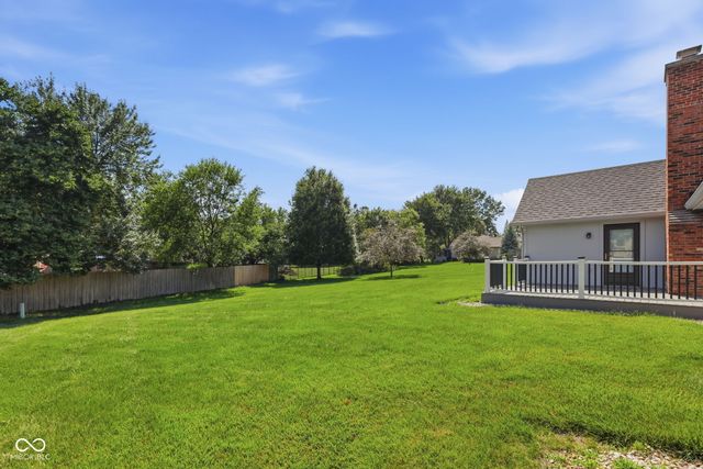 8051 Castle Cove Road, Indianapolis, IN 46256