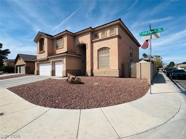 6900 Fruit Flower Avenue, Las Vegas, NV 89130