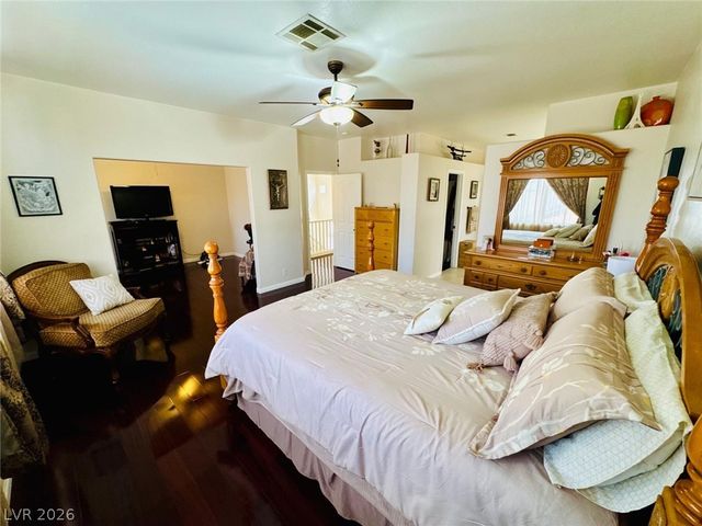 6900 Fruit Flower Avenue, Las Vegas, NV 89130