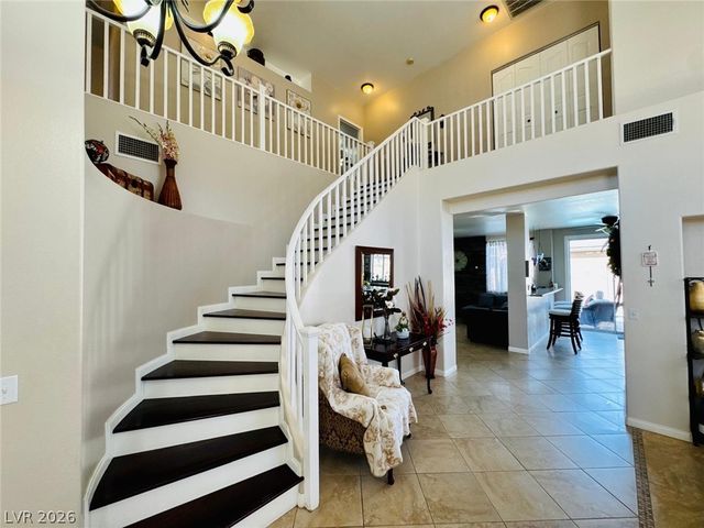 6900 Fruit Flower Avenue, Las Vegas, NV 89130