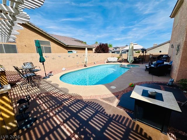 6900 Fruit Flower Avenue, Las Vegas, NV 89130