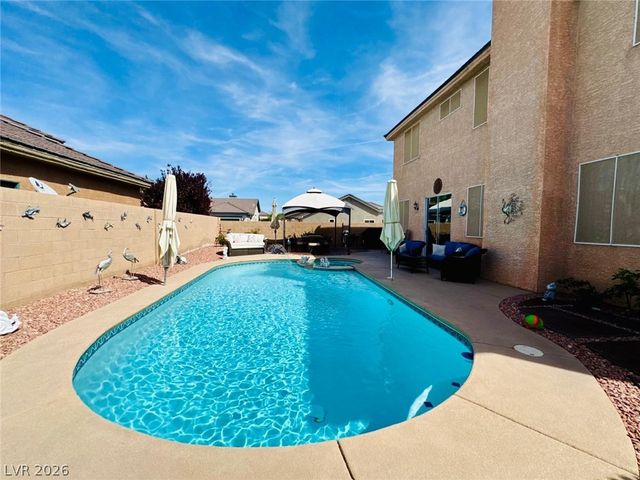 6900 Fruit Flower Avenue, Las Vegas, NV 89130