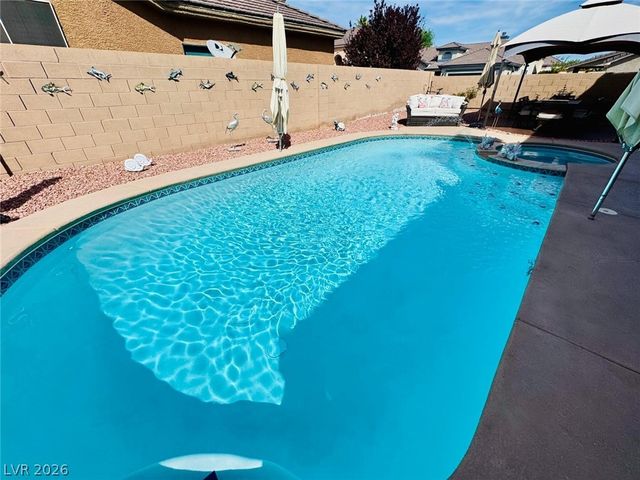 6900 Fruit Flower Avenue, Las Vegas, NV 89130